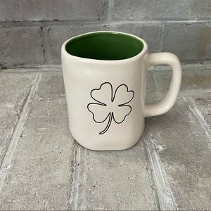 4 leaf clover Rae Dunn mug